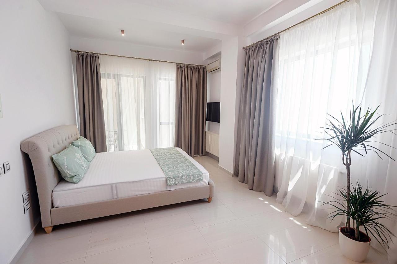 Riviera Apartament